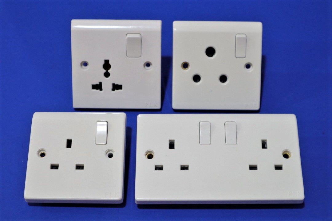 5 Sereies Socket-1